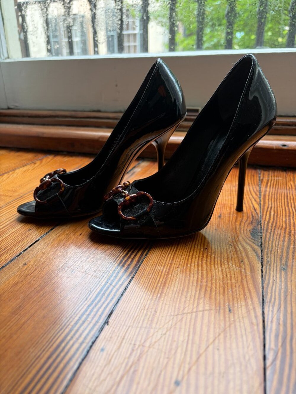Gucci Horse Bit, Peep-toe Patent Leather Heel